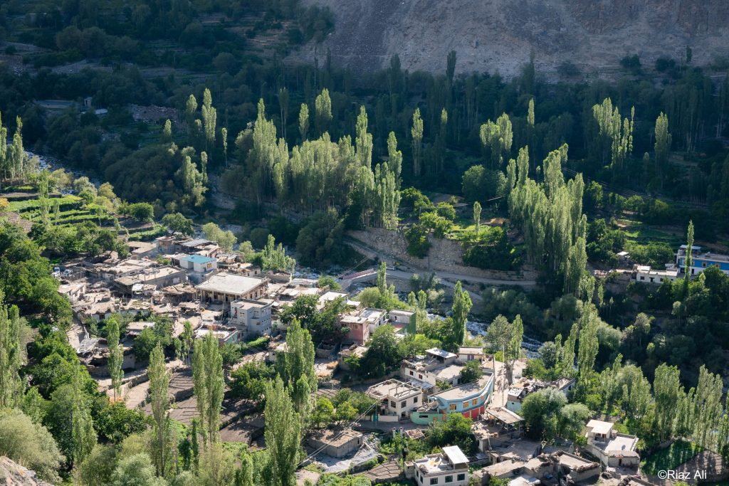 Thoqsikhar, Gorgeous Ghanche